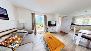 Aubergine Cottage - Part of the The Bay Filey Holiday Village with pool, gym and direct beach access, pub, restaurant, tennis and meadows walks - 7