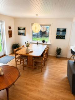 Saksun Mountain & Beach Cottage - 5