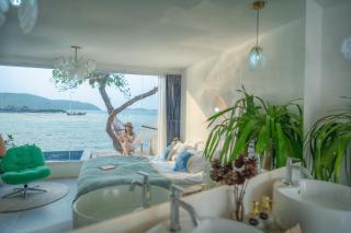 White Coral Beachfront Pool Villa Koh Larn - 4