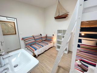 Escale Aixoise, gîte de vacances, vue mer, 2 chambres - 2