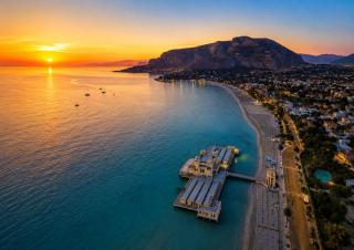Mondello Beach House - 2