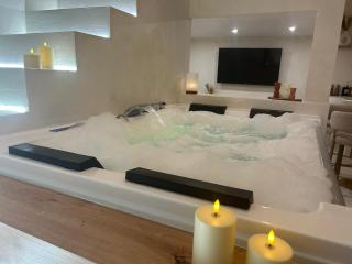 L'Olivier Secret, Suite et Spa Romantique - 4