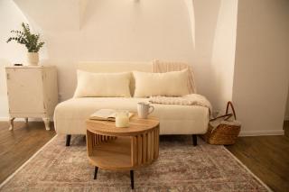 Old Town Apartment with Private Wine Cellar - 1