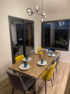 Spacious house with stunning views Puy-Sanières - 6