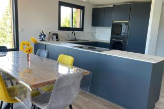 Spacious house with stunning views Puy-Sanières - 4