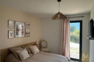 Spacious house with stunning views Puy-Sanières - 1
