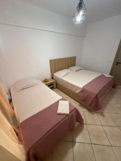 Modern Stay near Currila Beach & Amphitheatre - Durres - 0