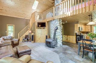 Waterfront Cabin on Trout Lake w/ Private Dock! - 0