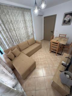 Modern Stay near Currila Beach & Amphitheatre - Durres - 8