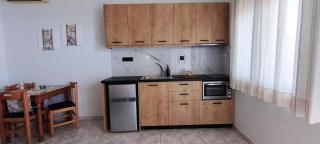 Chrisanthi Studios & Apartments - 3