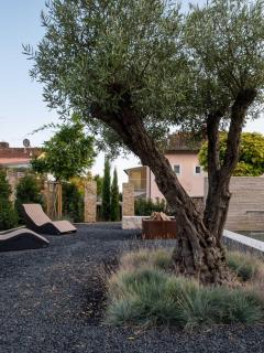 Domizil Relax - Heimathafen mit ruhiger Terrasse, Blick auf Wasserbecken und Garten - 7