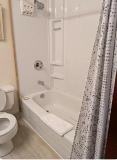 Westwind Inn on the Lake - 8