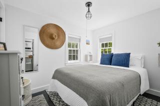 Bed, Splash Beyond – Coastal Comfort Awaits - 9