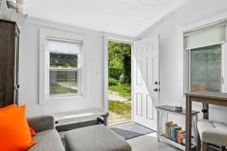 Bed, Splash Beyond – Coastal Comfort Awaits - 4