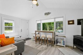 Bed, Splash Beyond – Coastal Comfort Awaits - 3