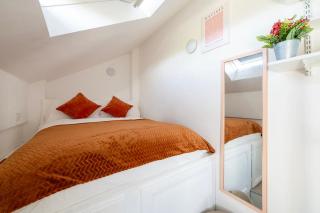 2 Bed House in Cambridge, Family Friendly, Free Parking, Near Station, Fast Wi-Fi & Self Check-In - 2