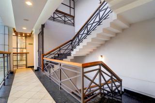 Hotel O by OYO REFRESH INN & SUITES - 8