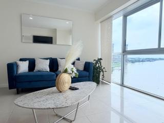 Riverfront I, piso 6, suite vista al rio, Puerto Santa Ana, Guayaquil - 8