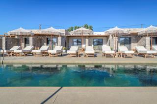 Zefyria Luxury Suites - 0