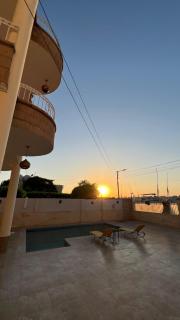 luxor nile palace - 1