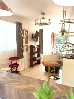 Catskill Apartment, Little Love Bird #5 - 5