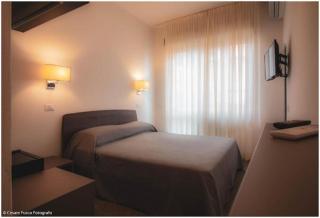 Hotel Caraibi - Breakfast Until 11-00 and Dinner-Mirabilandia Partner - 8