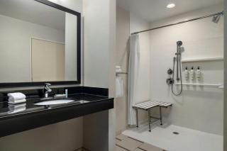 Fairfield Inn & Suites by Marriott Athens - 2