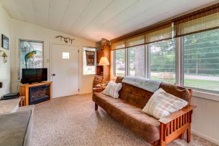 Walk to Lake Huron: Pet-Friendly Caseville Cottage - 3