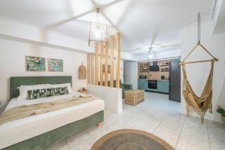 Athenian home - 0