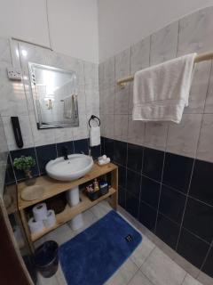 Stylish Studio Apt in Mbezi Beach Queen near Beach Quiet - 6