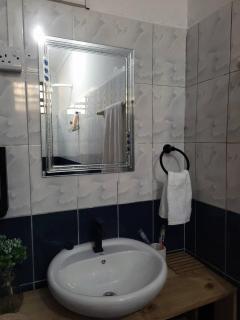 Stylish Studio Apt in Mbezi Beach Queen near Beach Quiet - 4