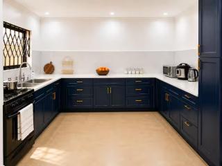 Tess Royal Suites - 2