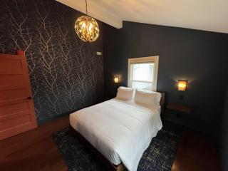 Shelburne Springs Hotel - 6