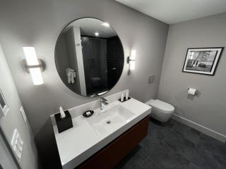 Shelburne Springs Hotel - 8