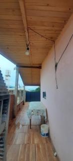 Casa con piscina en Gobernador Roca - 5