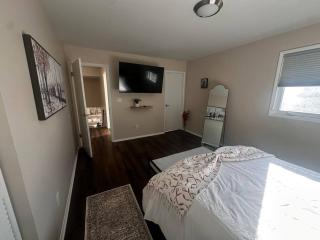 Great America Getaway Sleeps 12 Near Navy Base - 4