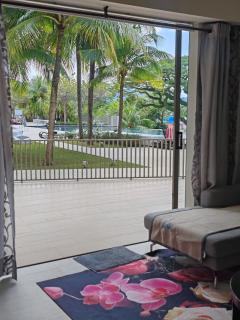 By The Sea Batu Ferringhi Beach Front, Seaview And Pool Front - 8