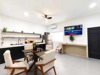 Stylish 2BR Retreat Near Beaches & Downtown PV - 4