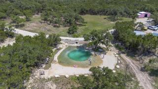 Nest - Texas Tiny House with a Big View - 8