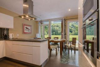 Chalet Glacier - Happy Rentals - 5