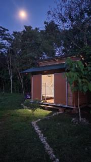 LiloDan Island Farm Stay - 1