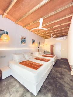 Thundi Ocean View - 9