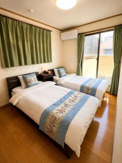 Namba House - 4