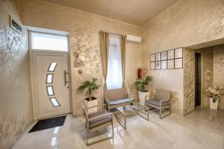 Kinizsi Udvar Apartmanház - 3