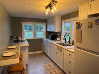 The Traveler's Cottage - close to sports park, downtown and Bourbon Trail - 8