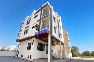 FabHotel Prime Shri Shyam Ananda Palace - Nr Toran Dwar - 1