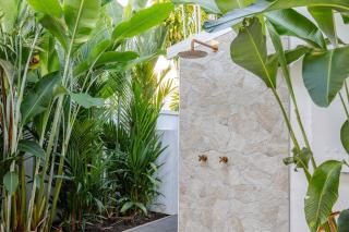 1/48 Garrick Street - Beach House Close to Town - 1