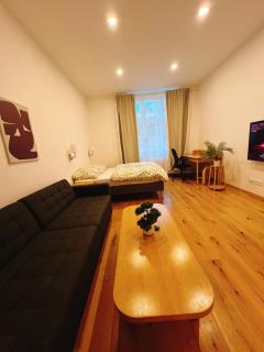 Phuong Nest Prague Cozy 2BR Apartment - 7