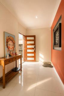 5BR Family Home - EV car point at home, 2 Master Suites - Near Sunnybank, QEII, QSAC and Griffith Uni - 9