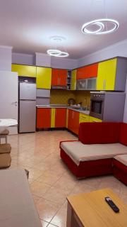 Cozy Apartment with Terrace - 4